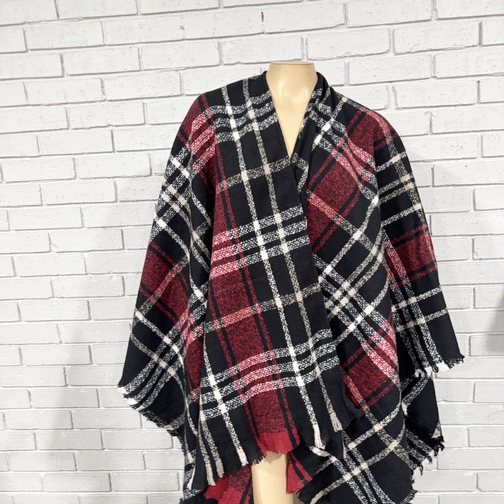 Womens Red Black Plaid Open Front Poncho Wrap Eyelash Fringe Oversized Shawl